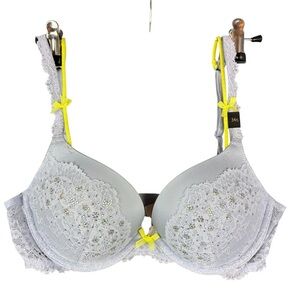 NWTVictoria's Secret Dream Angels soft gray Lace Rinestones Lined Demi Bra 34C